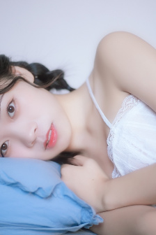 我挺进了岳的身体